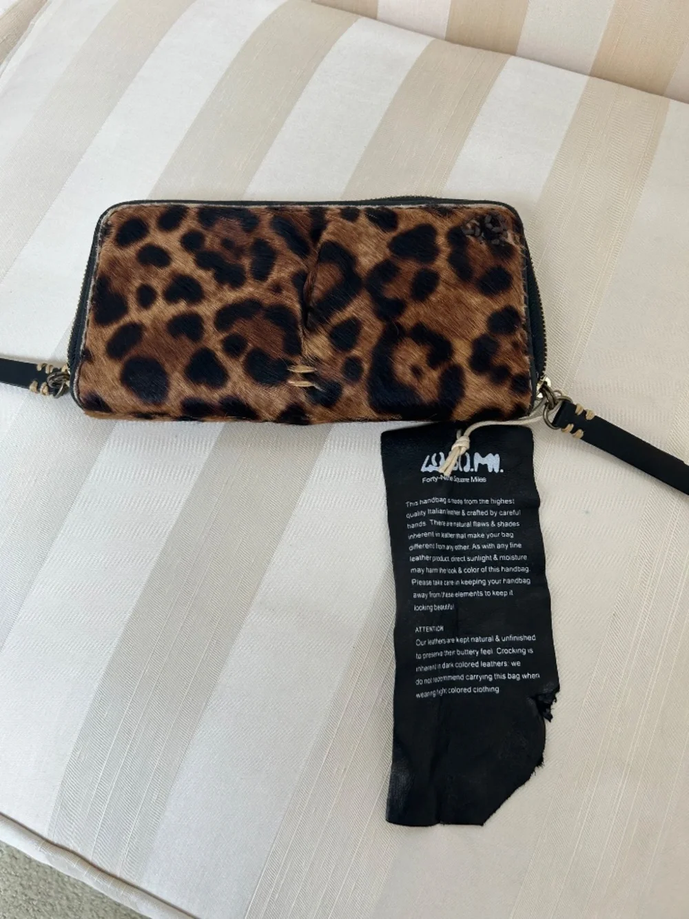 Wallet - Picture 3 of 5
